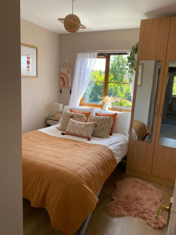 Summer Cottage In 킨세일 외부 사진